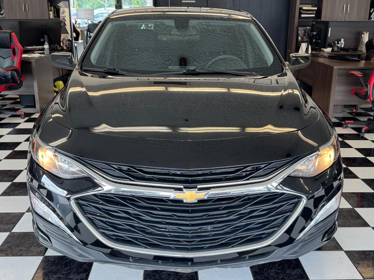 2019 Chevrolet Malibu LT+ApplePlay+Camera+New Tires+CLEAN CARFAX Photo