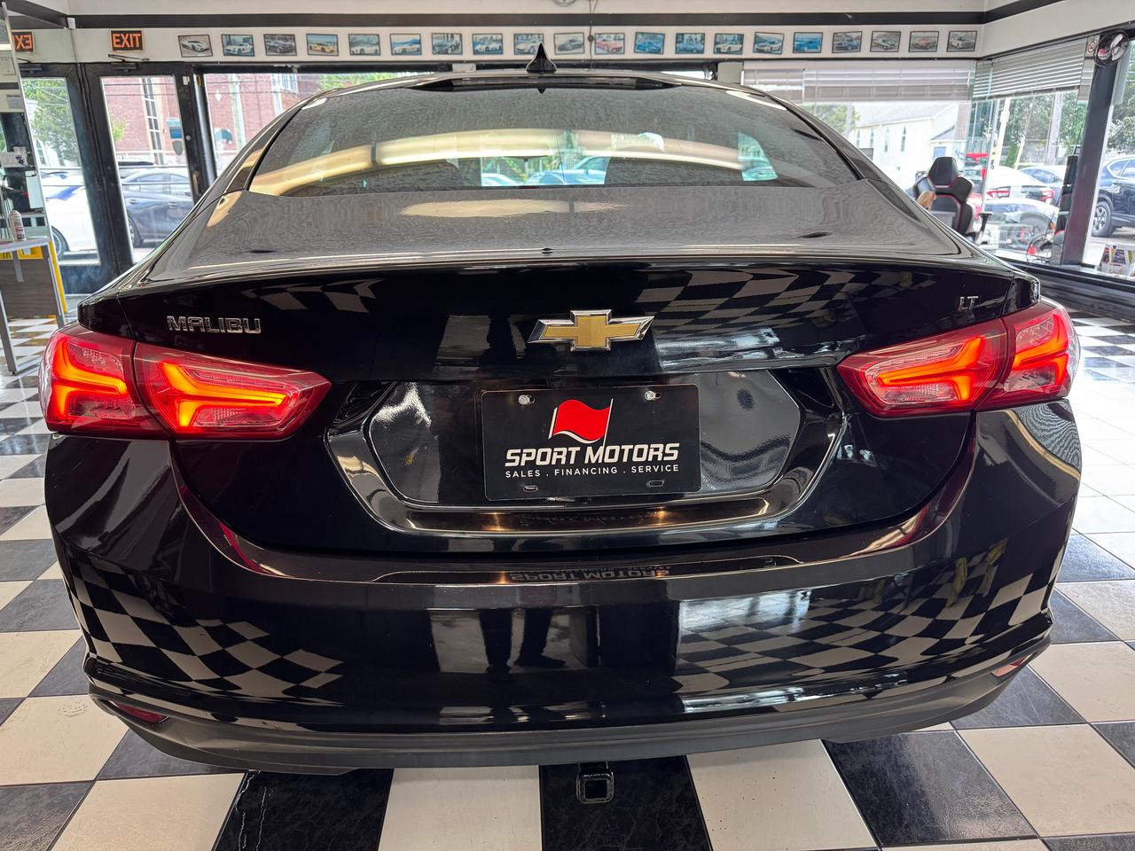 2019 Chevrolet Malibu LT+ApplePlay+Camera+New Tires+CLEAN CARFAX Photo