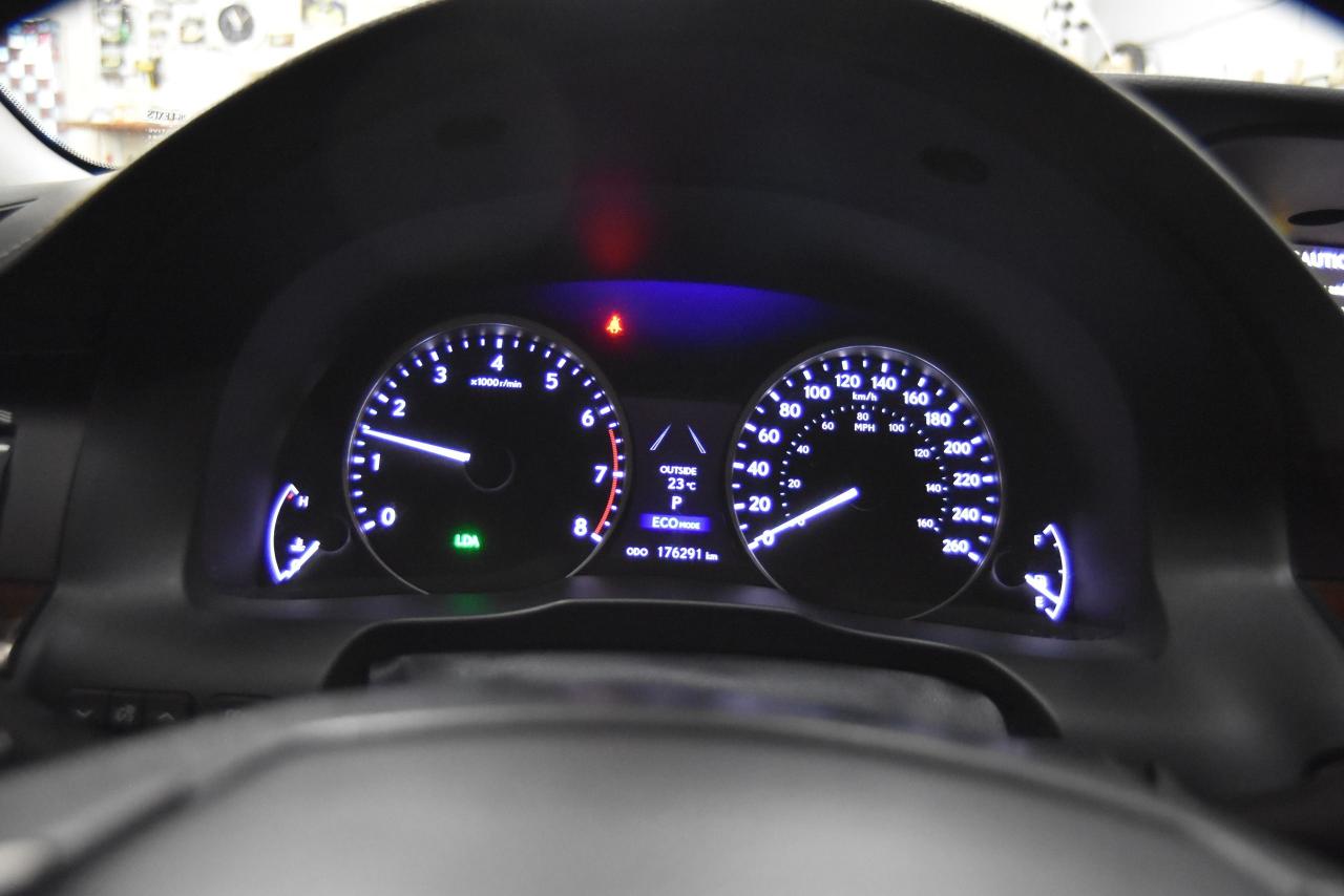 2015 Lexus ES 350  - Photo #16