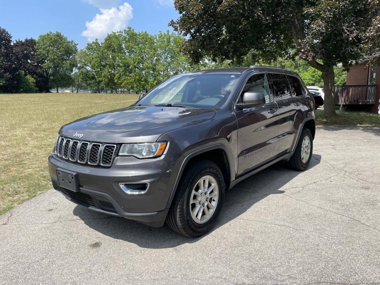 Used 2019 Jeep Grand Cherokee Laredo E 4WD *Clean Carfax* for sale in Burlington, ON