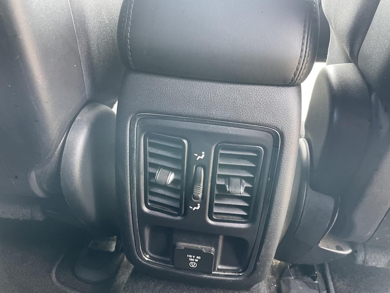 2019 Jeep Grand Cherokee Laredo E 4WD *Clean Carfax* - Photo #17