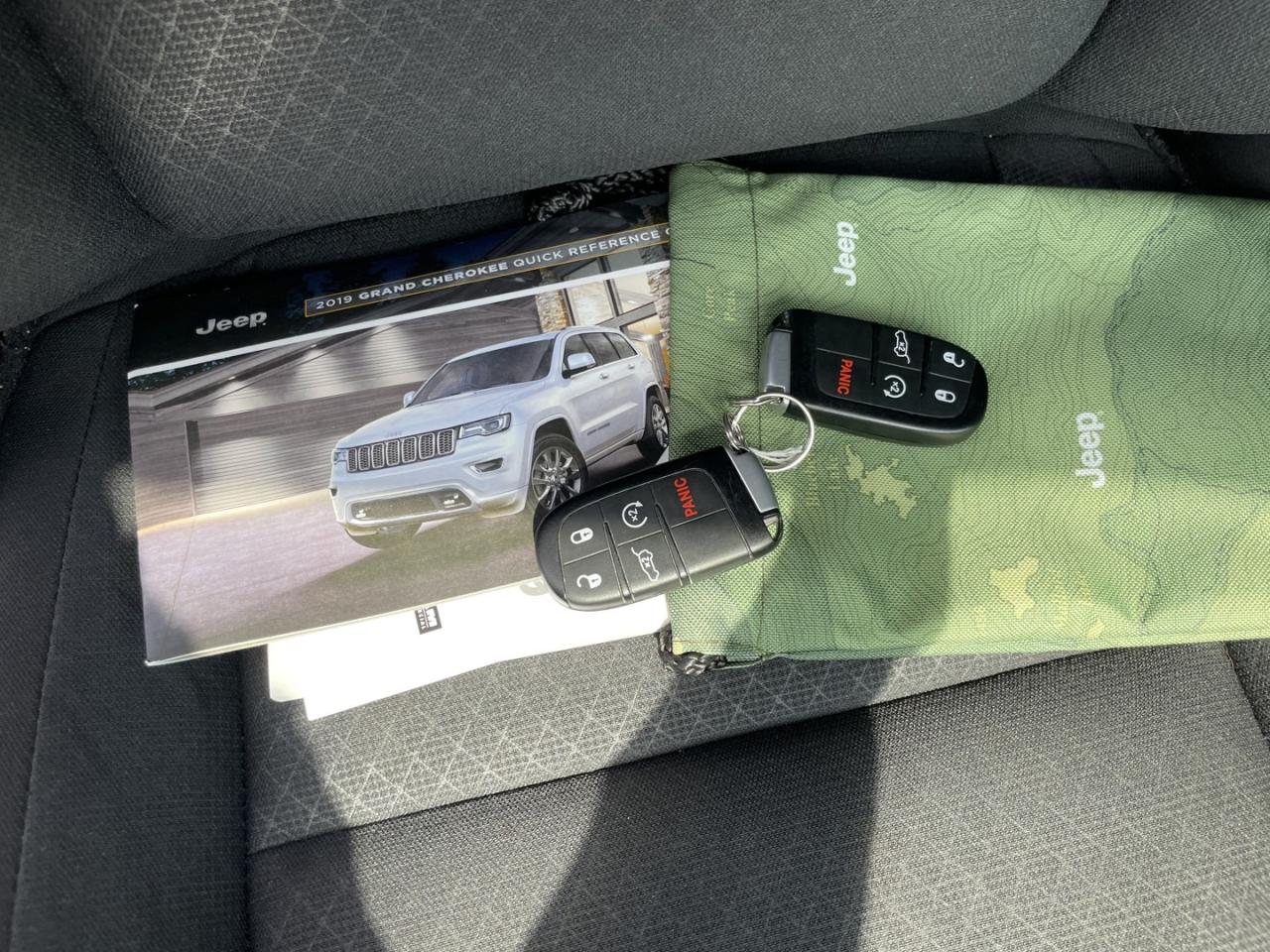 2019 Jeep Grand Cherokee Laredo E 4WD *Clean Carfax* - Photo #20