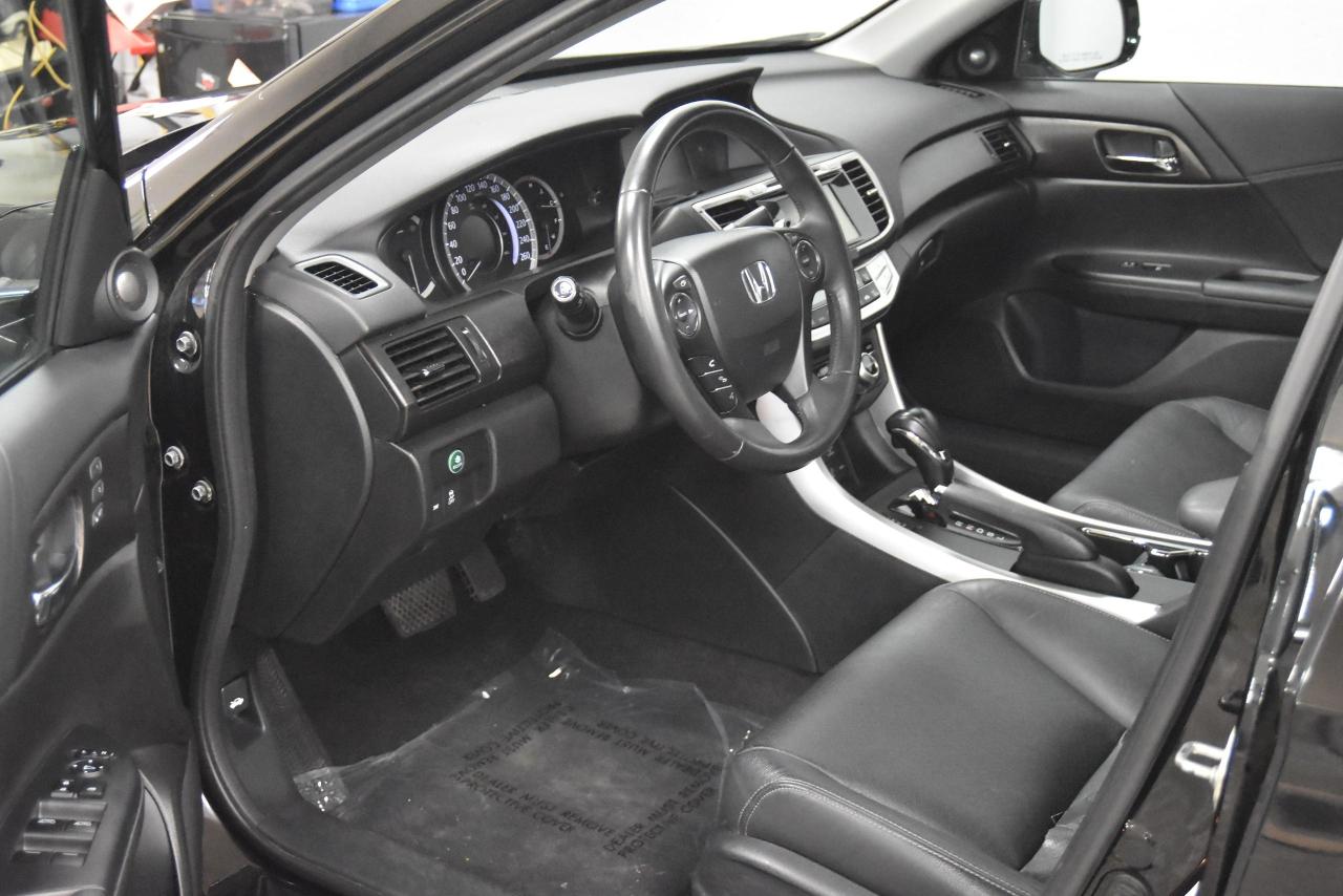 2013 Honda Accord Touring - Photo #8