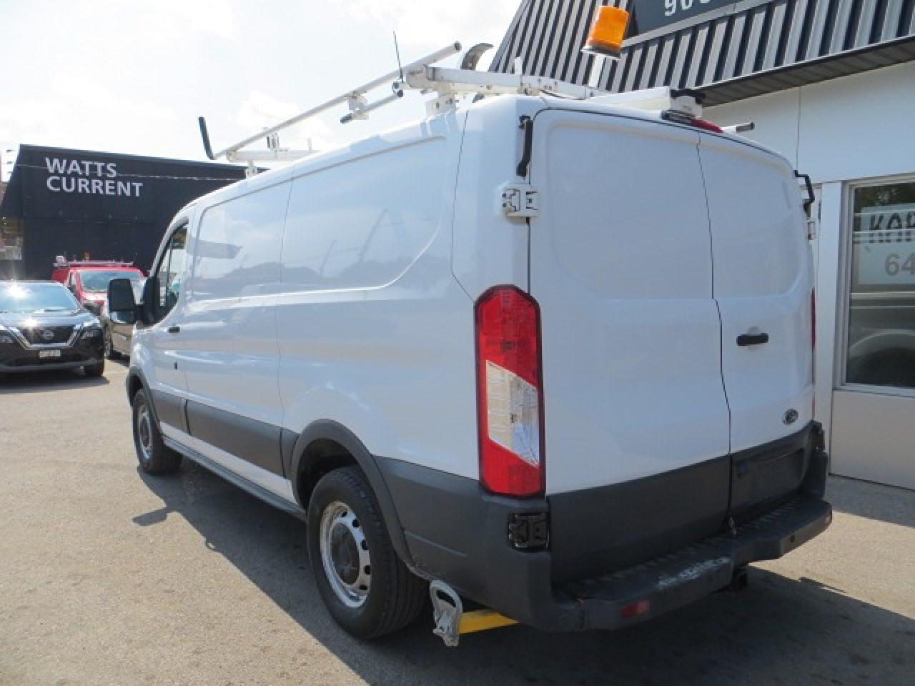 2015 Ford Transit Cargo Van CERTIFIED,T-250,3.7L,SHELVING,LADDER RACK,INVERTER - Photo #5