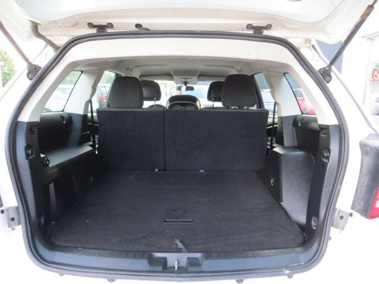 2011 Dodge Journey CERTIFIED, ONLY 53,000KM, CLEAN CARFAX, 1 OWNER - Photo #10