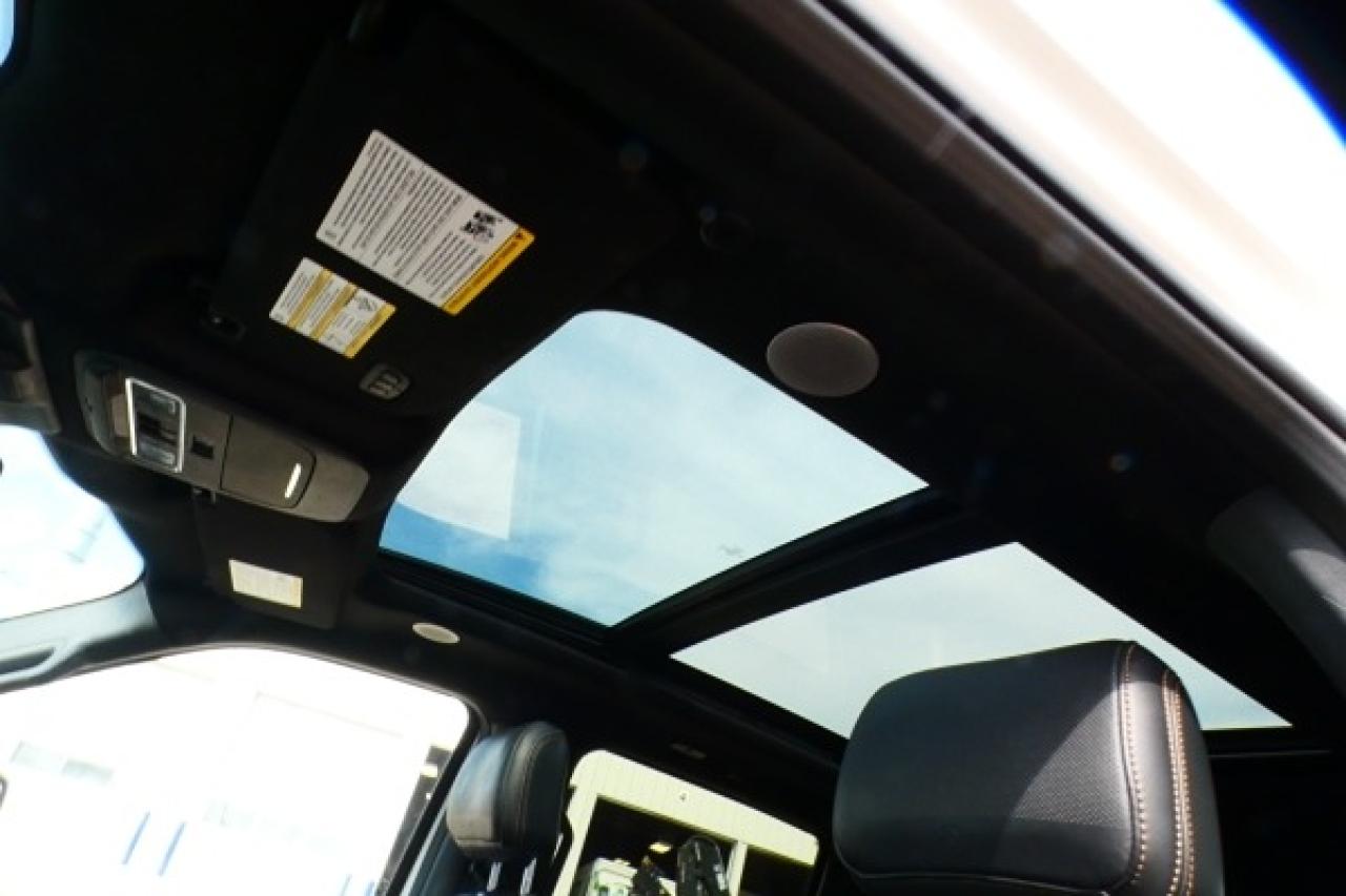 2022 Ford F-150 Platinum Hybrid w/H&C L, Pano S/R, NAV, BUC, PRB - Photo #18