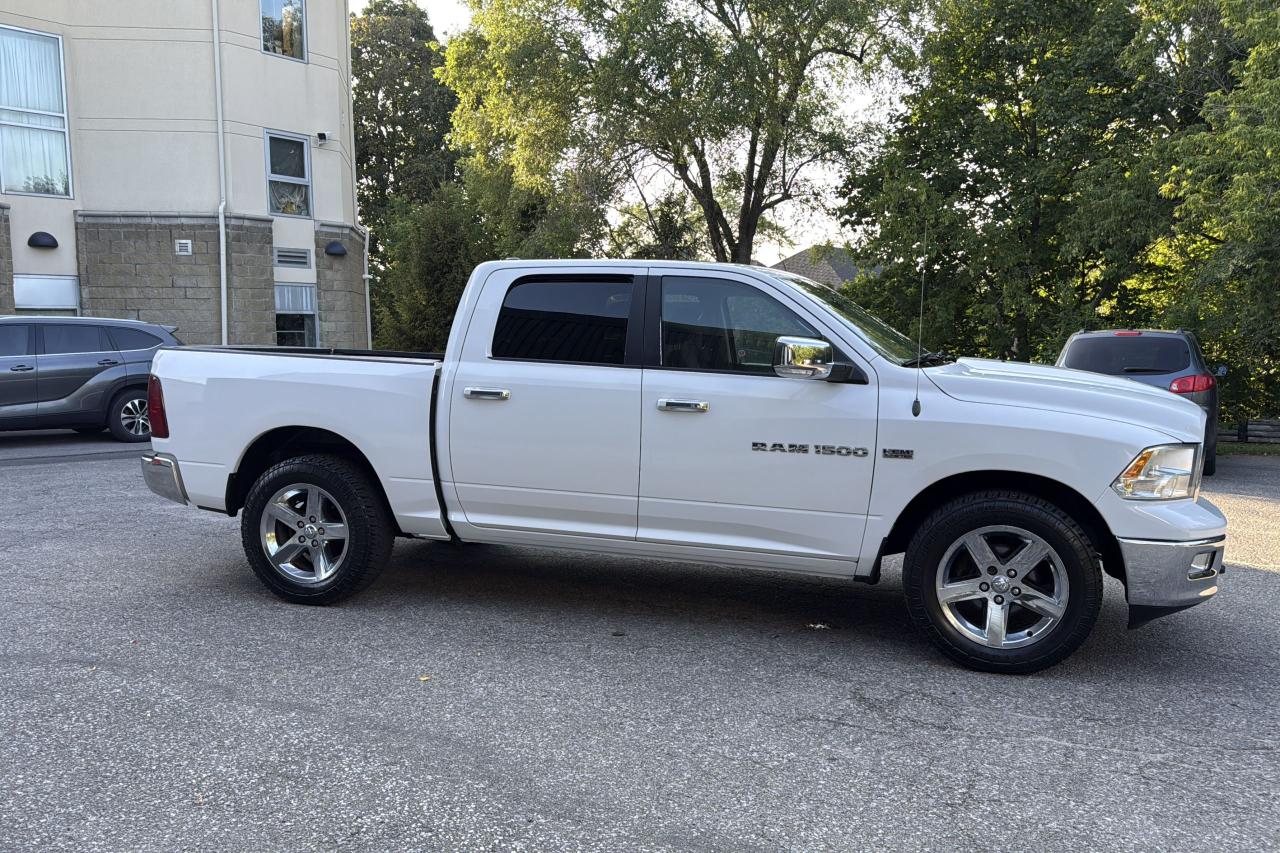 2011 RAM 1500 Big Horn - Photo #4