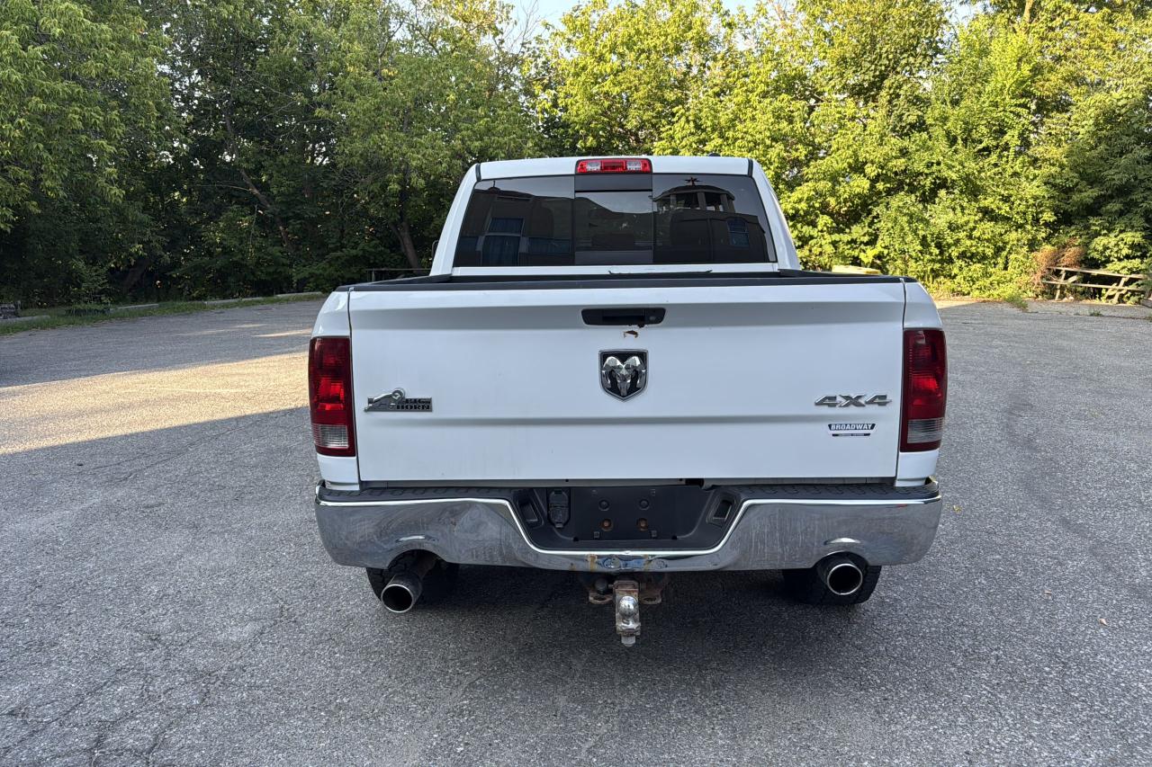 2011 RAM 1500 Big Horn - Photo #6
