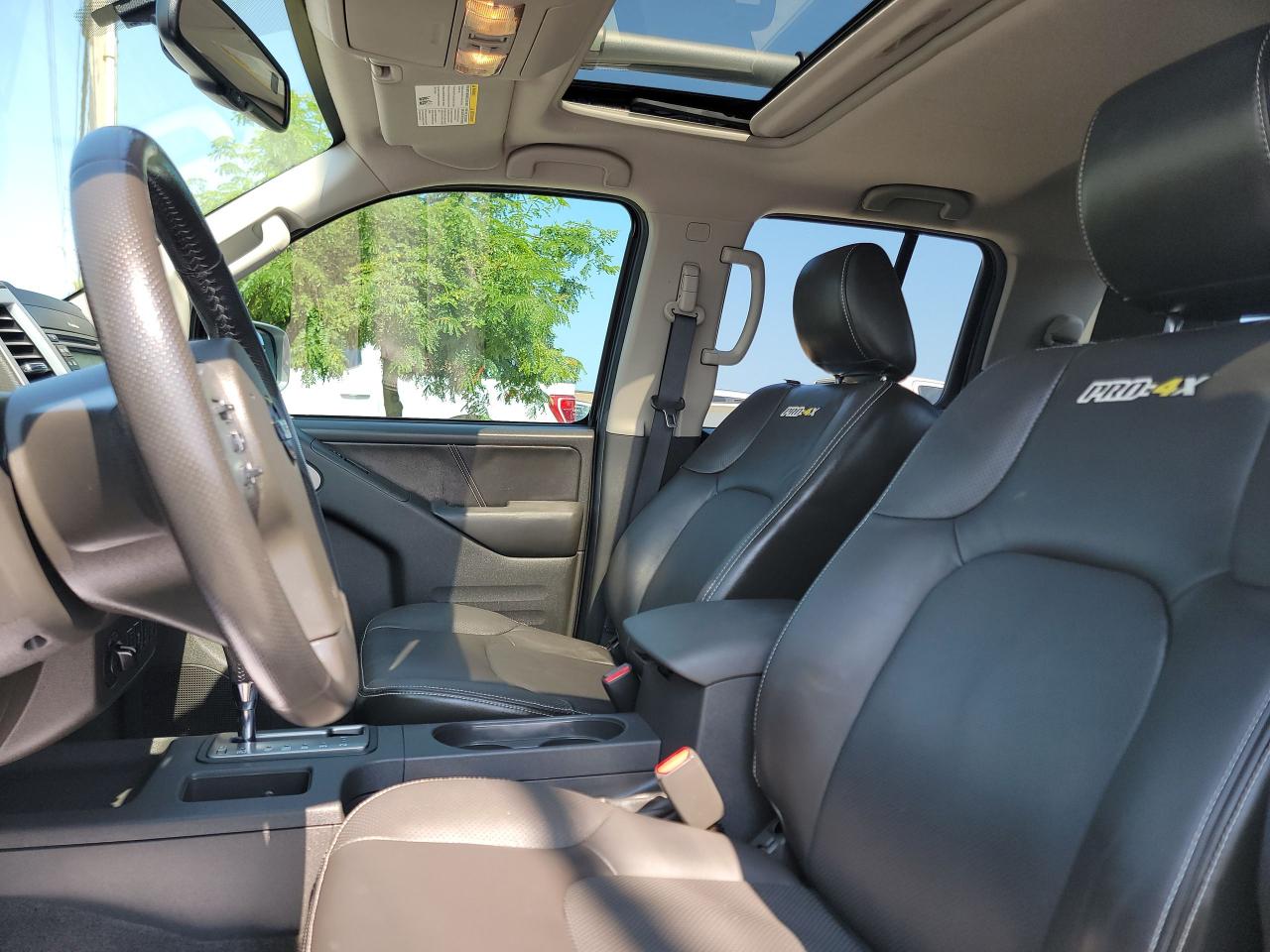 2017 Nissan Frontier Pro-4X - Photo #11