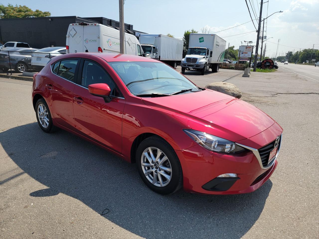 2015 Mazda MAZDA3 GS - Photo #3