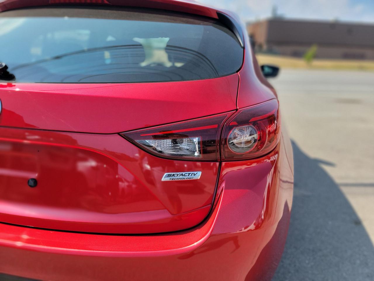 2015 Mazda MAZDA3 GS - Photo #6