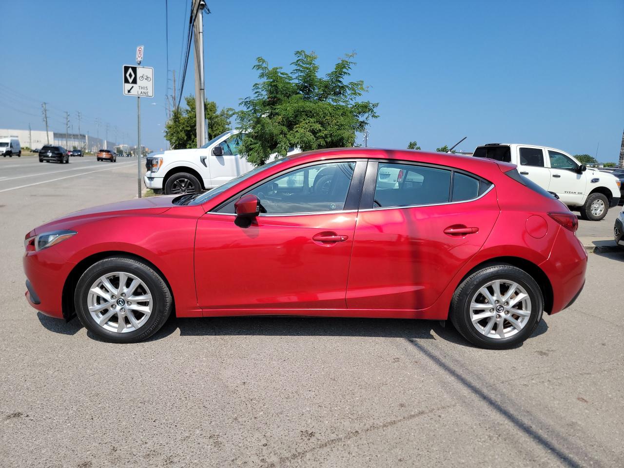 2015 Mazda MAZDA3 GS - Photo #8