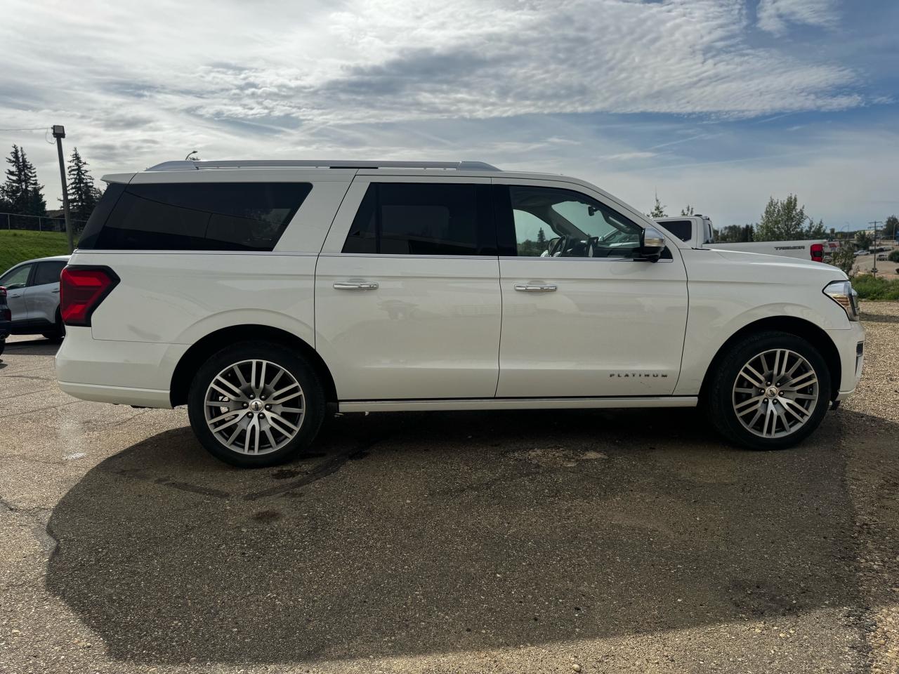 2023 Ford Expedition Platinum Max Photo5