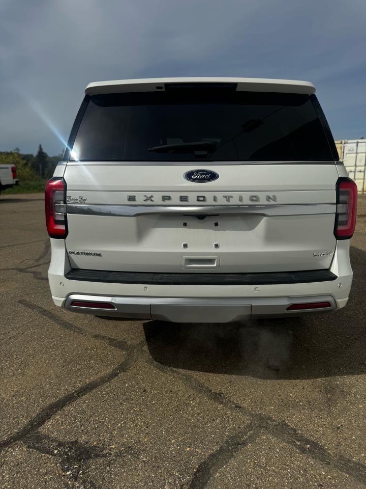 2023 Ford Expedition Platinum Max Photo5