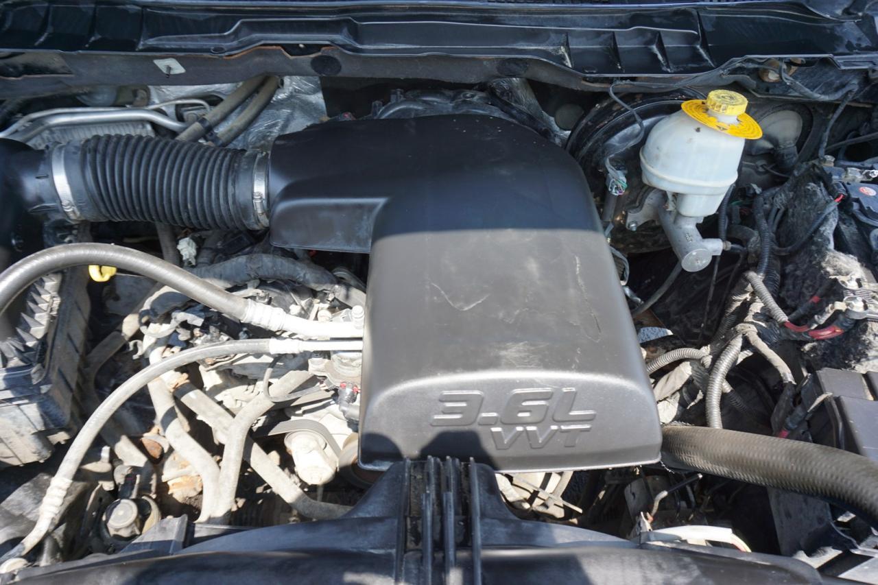 2015 RAM 1500 TRADESMAN 4WD CERTIFIED *ACCIDENT FREE* RUNNING BOARDS FOG CRUISE ALLOYS - Photo #30