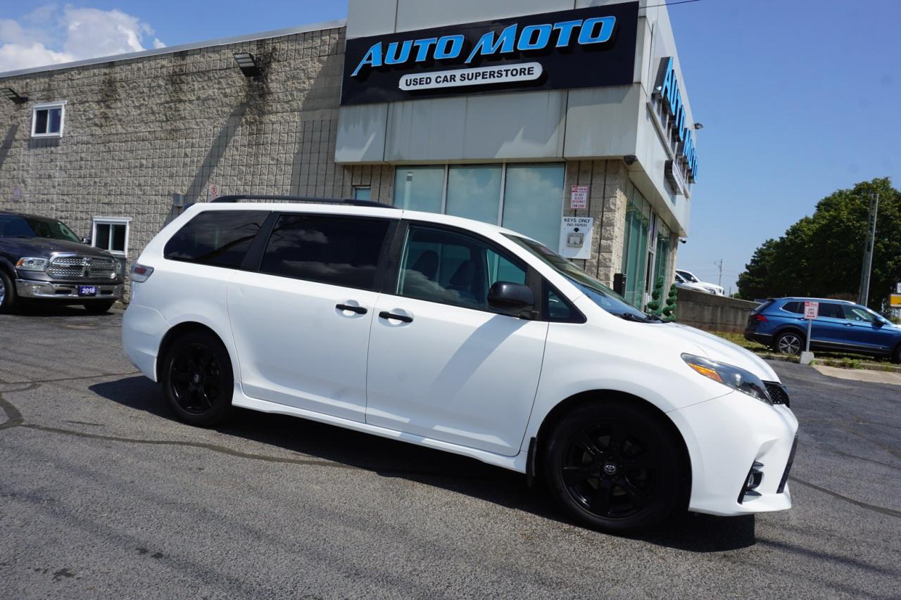 Used 2020 Toyota Sienna V6 SE CERTIFIED *8 SEATS*FREE ACCIDENT* CAMERA BLUETOOTH HEATED LEATHER B.SPOT CRUISE ALLOYS for sale in Burlington, ON