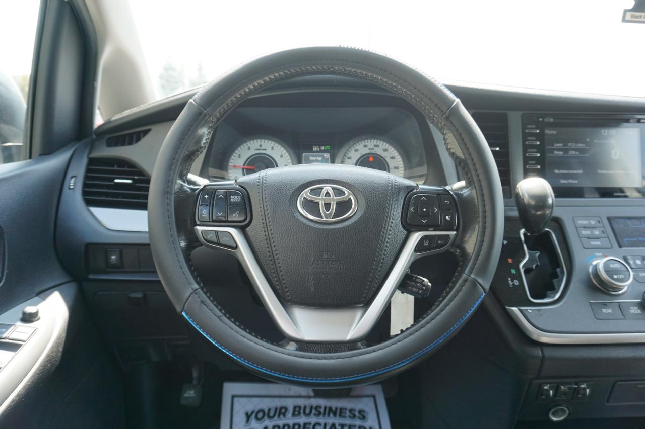 2020 Toyota Sienna V6 SE CERTIFIED *8 SEATS*FREE ACCIDENT* CAMERA BLUETOOTH HEATED LEATHER B.SPOT CRUISE ALLOYS - Photo #10