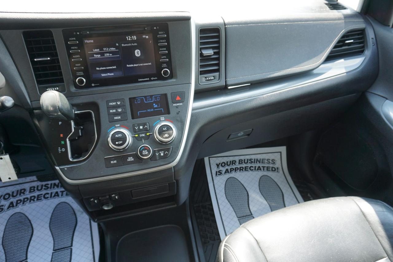 2020 Toyota Sienna V6 SE CERTIFIED *8 SEATS*FREE ACCIDENT* CAMERA BLUETOOTH HEATED LEATHER B.SPOT CRUISE ALLOYS - Photo #11