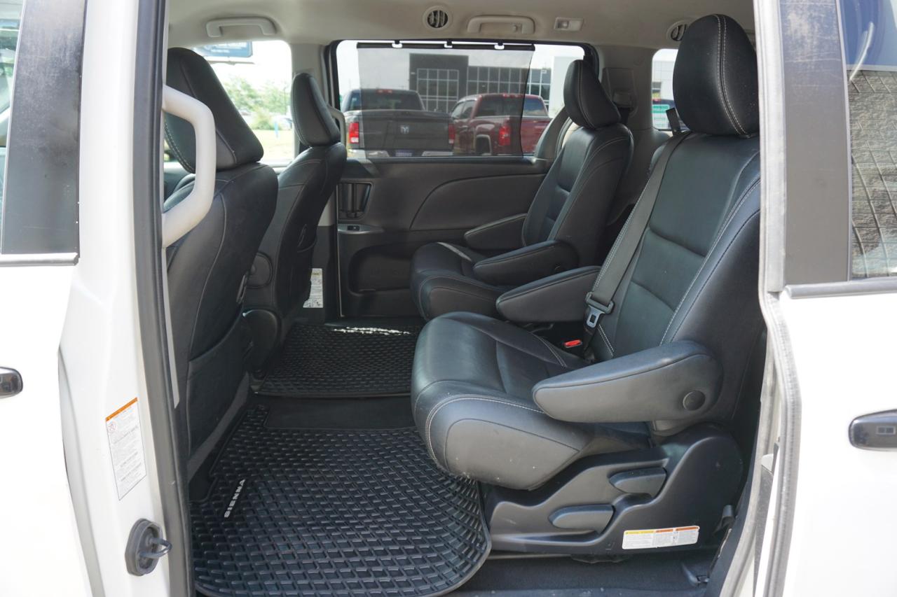 2020 Toyota Sienna V6 SE CERTIFIED *8 SEATS*FREE ACCIDENT* CAMERA BLUETOOTH HEATED LEATHER B.SPOT CRUISE ALLOYS - Photo #16