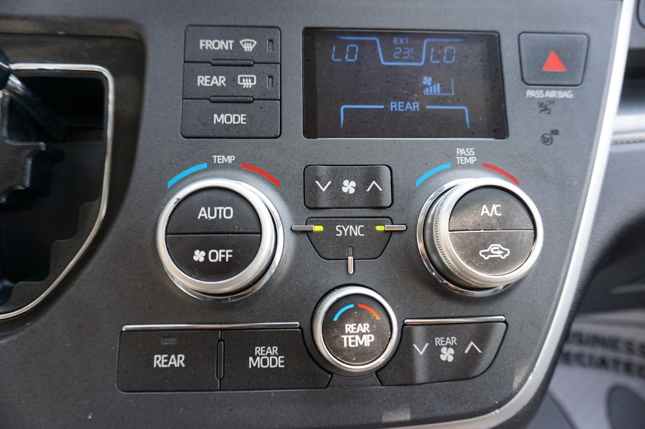2020 Toyota Sienna V6 SE CERTIFIED *8 SEATS*FREE ACCIDENT* CAMERA BLUETOOTH HEATED LEATHER B.SPOT CRUISE ALLOYS - Photo #25