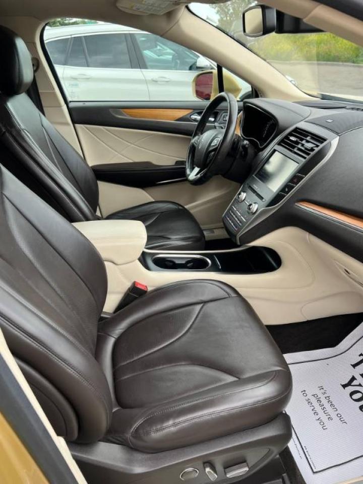 2015 Lincoln MKC LS | DEMO SPECIAL! Photo