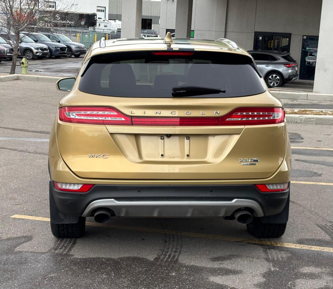 2015 Lincoln MKC LS | DEMO SPECIAL! Photo2