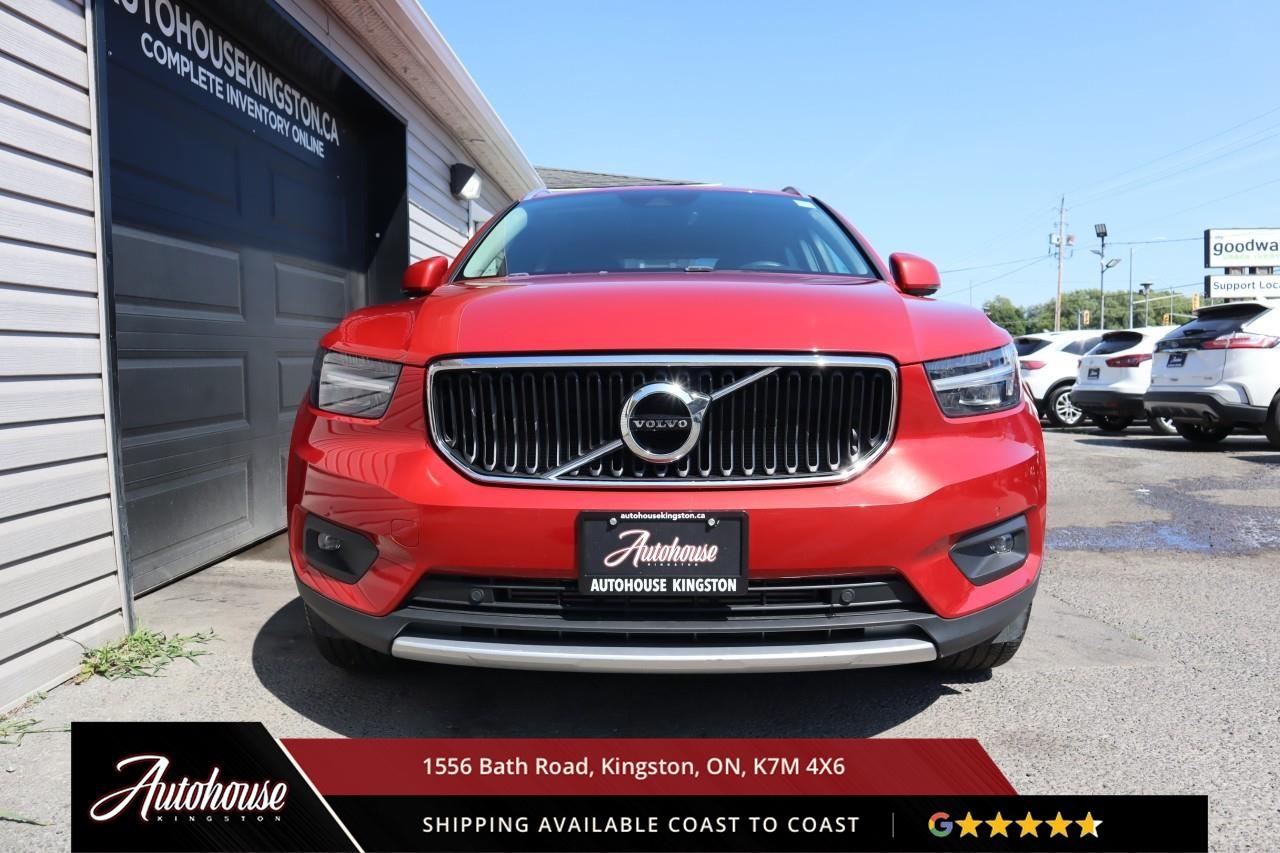 2021 Volvo XC40 T5 Momentum LEATHER - APPLE CARPLAY/ ANDROID AUTO Photo