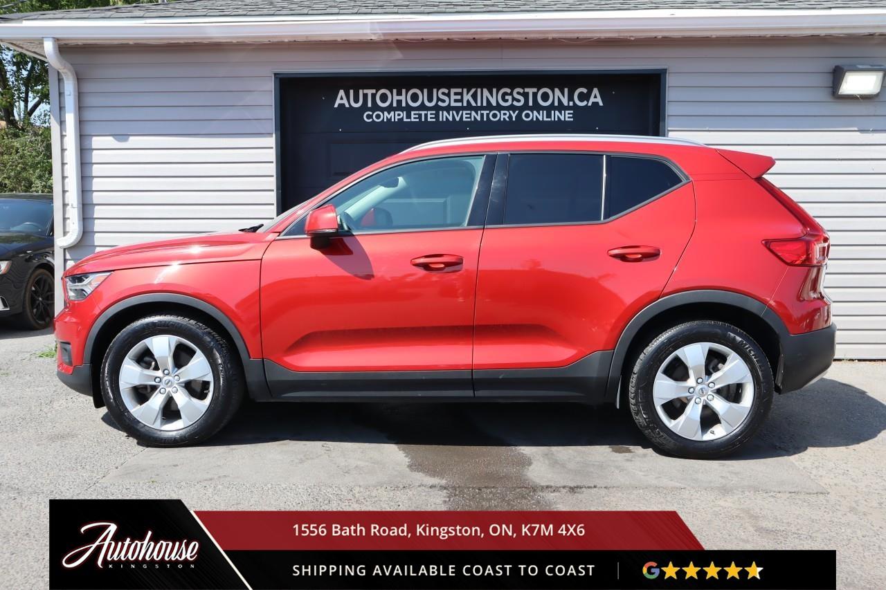 2021 Volvo XC40 T5 Momentum LEATHER - APPLE CARPLAY/ ANDROID AUTO Photo3