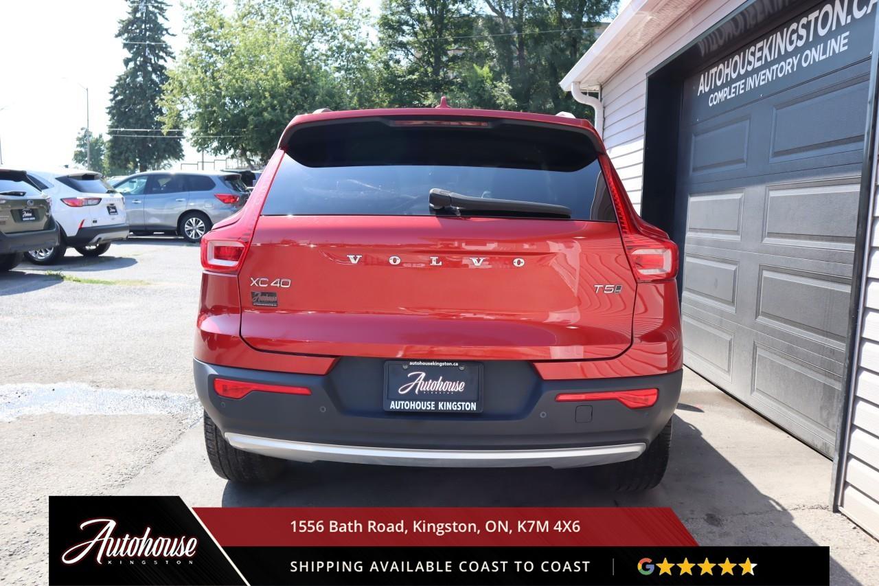 2021 Volvo XC40 T5 Momentum LEATHER - APPLE CARPLAY/ ANDROID AUTO Photo