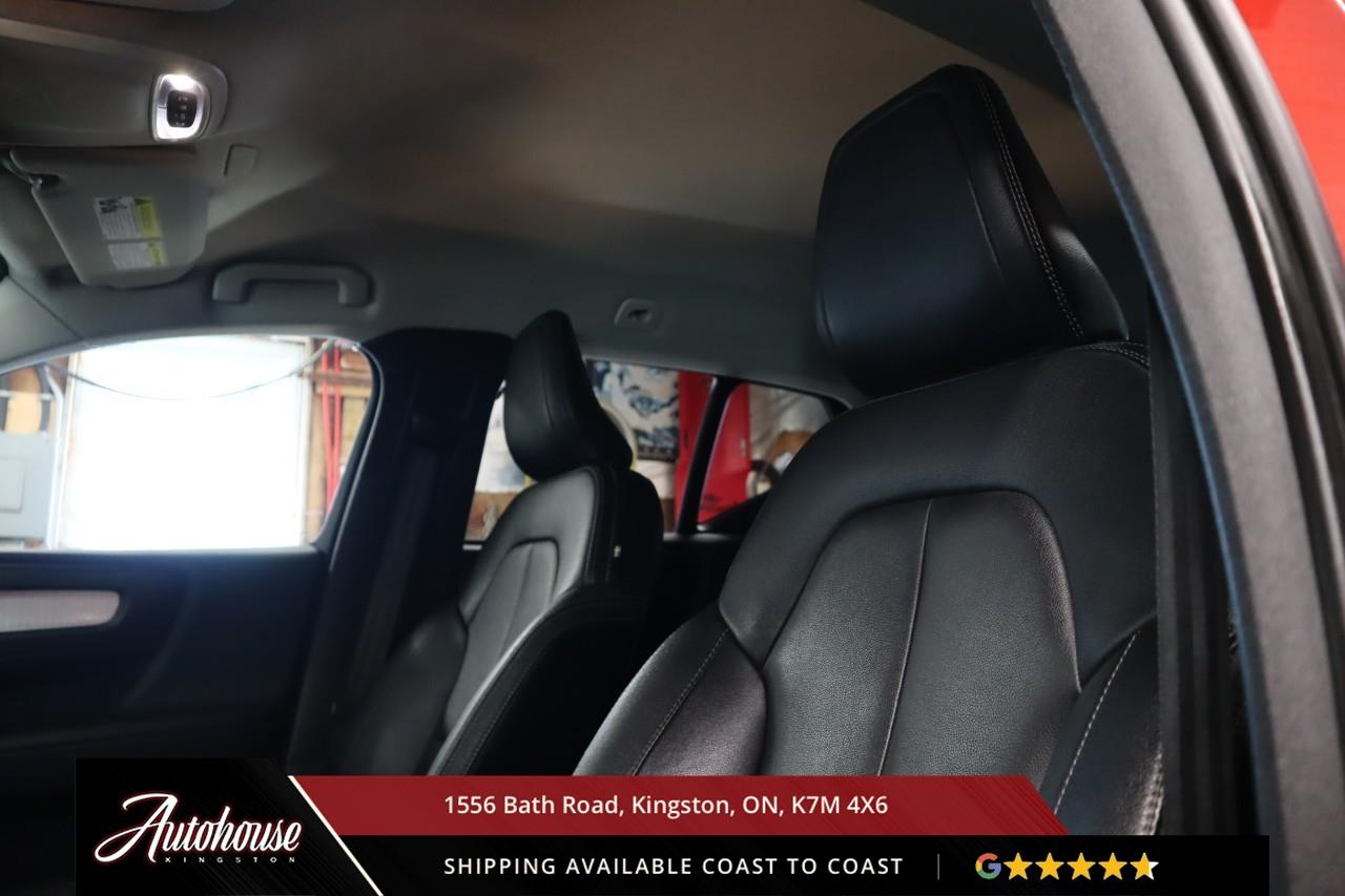 2021 Volvo XC40 T5 Momentum LEATHER - APPLE CARPLAY/ ANDROID AUTO Photo