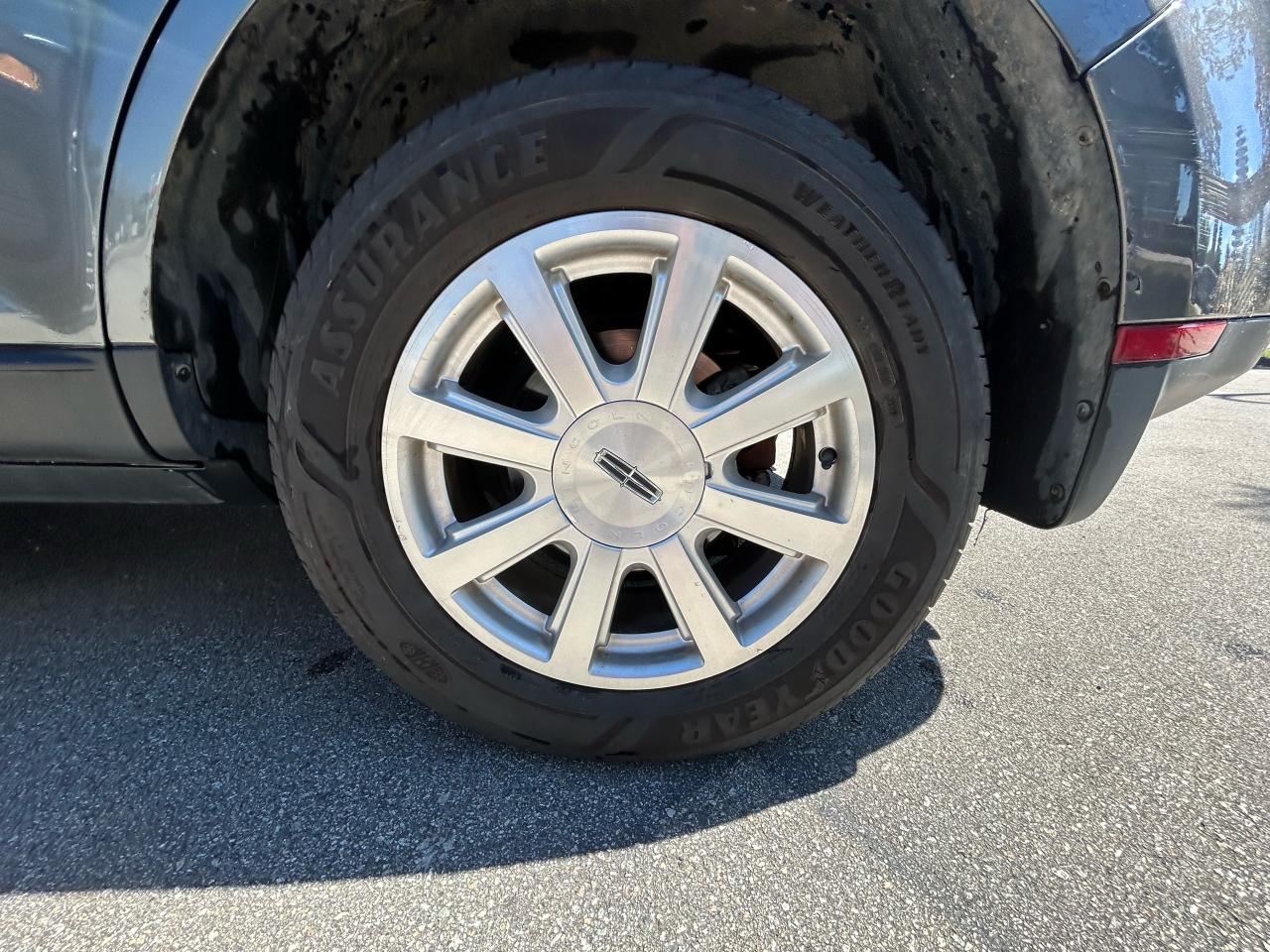 2010 Lincoln MKX  - Photo #12