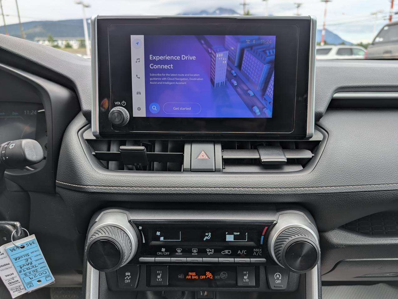 2023 Toyota RAV4 LE Photo