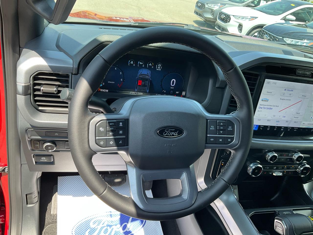 2025 Ford F-150 XLT Photo5