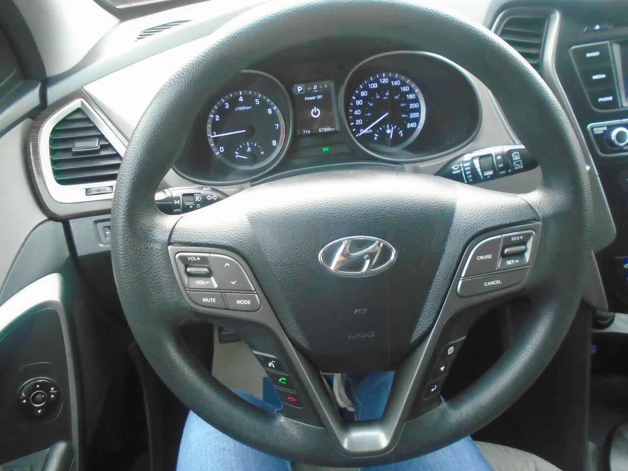 2018 Hyundai Santa Fe Sport 2.4L AWD + TOW PKG Photo