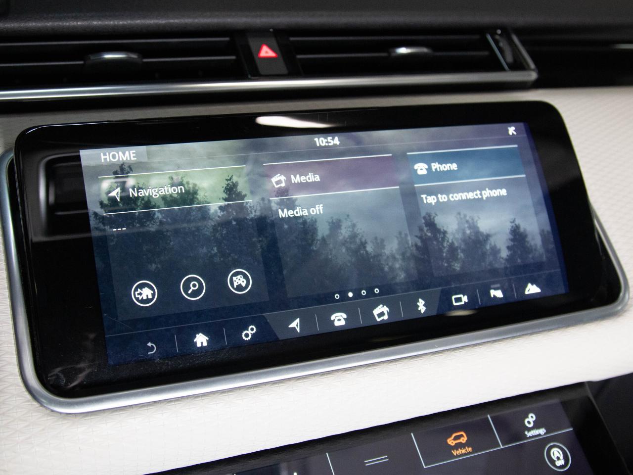 2018 Land Rover Range Rover Velar P380 | R-DYNAMIC | MERIDIAN | 21"RIM | HEATED/VENT Photo