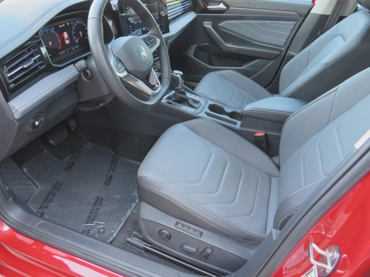 2025 Volkswagen Jetta Highline (**SAFETY/CERTIFIED!!**CLEAN TITLE/NO ACCIDENTS!!**ALLOY RIMS**LEATHER**NAVIGATION**REMOTE START**SUNROOF**POWER SEATS**HEATED SEATS**DUAL CLIMATE CONTROL**ANDROID AUTO/APPLE CARPLAY**PUSH BUTTON START**BLUEOOTH**CRUISE CONTROL**) Photo