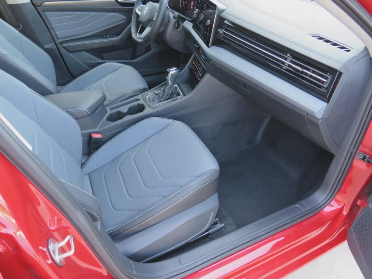 2025 Volkswagen Jetta Highline (**SAFETY/CERTIFIED!!**CLEAN TITLE/NO ACCIDENTS!!**ALLOY RIMS**LEATHER**NAVIGATION**REMOTE START**SUNROOF**POWER SEATS**HEATED SEATS**DUAL CLIMATE CONTROL**ANDROID AUTO/APPLE CARPLAY**PUSH BUTTON START**BLUEOOTH**CRUISE CONTROL**) Photo