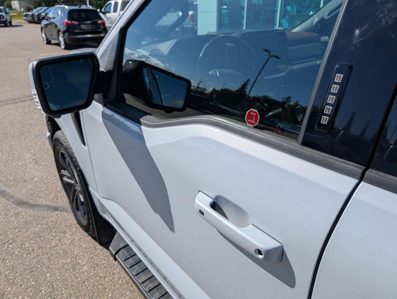 2022 Ford F-150 Lariat Photo5