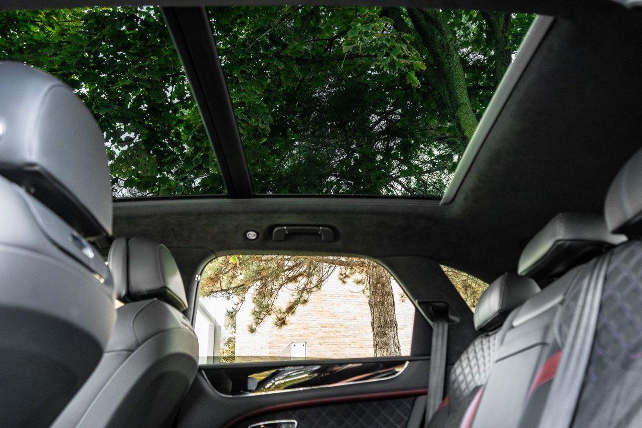 2022 Bentley Bentayga Speed AWD Photo