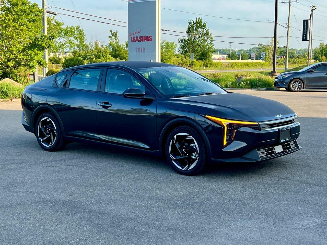 2025 Kia K4 EX Photo