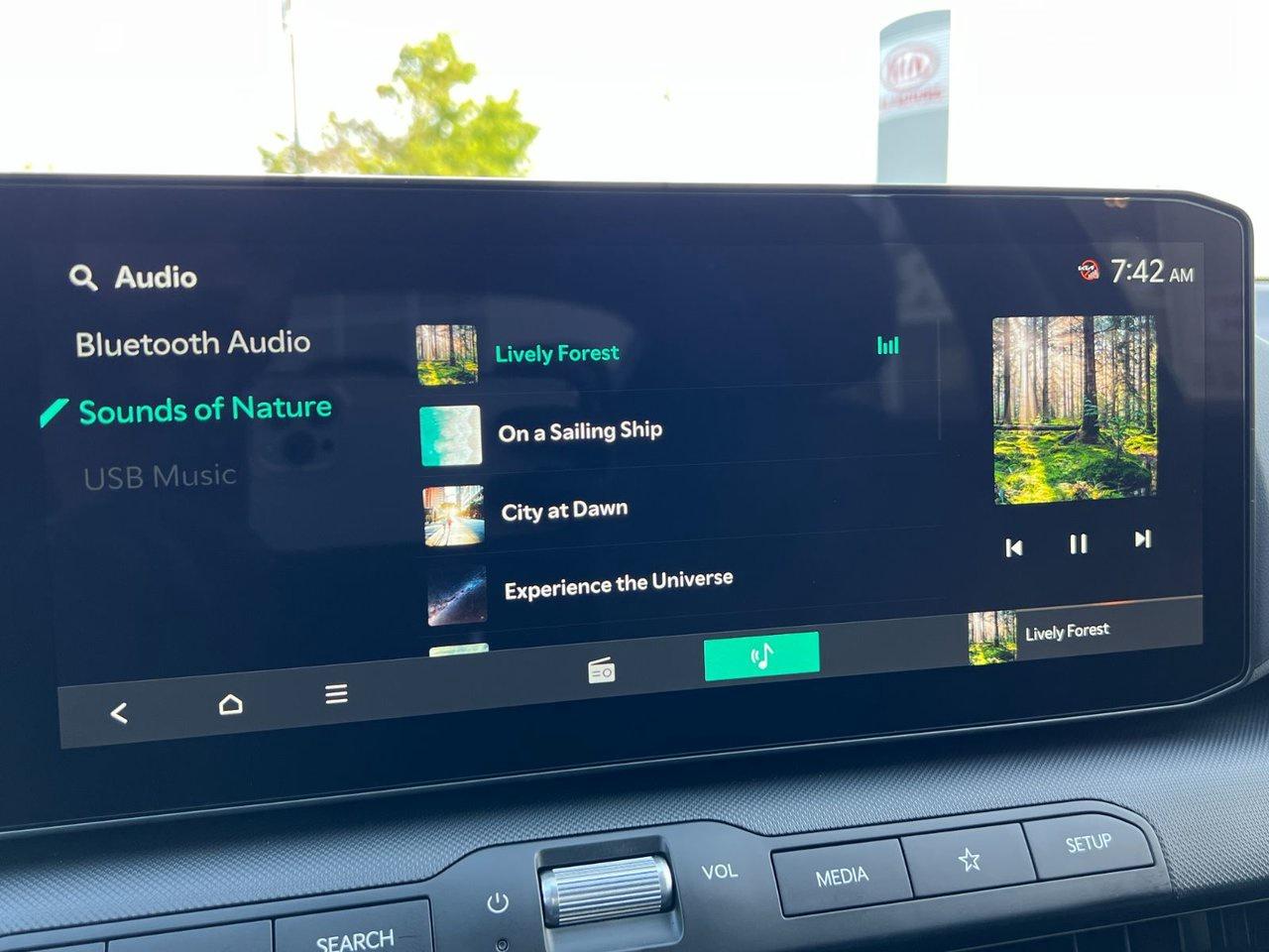 2025 Kia K4 EX Photo