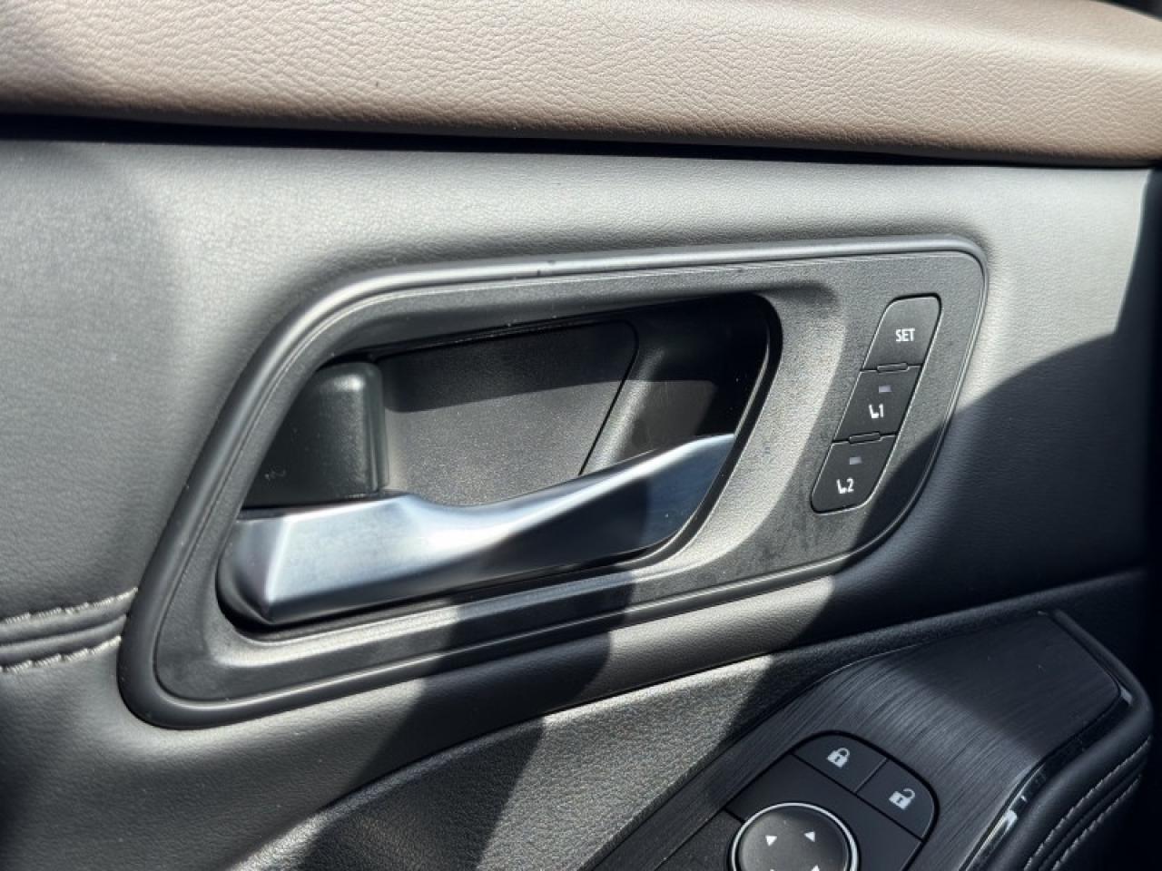 2023 Nissan Rogue SL  - Moonroof -  Leather Seats Photo