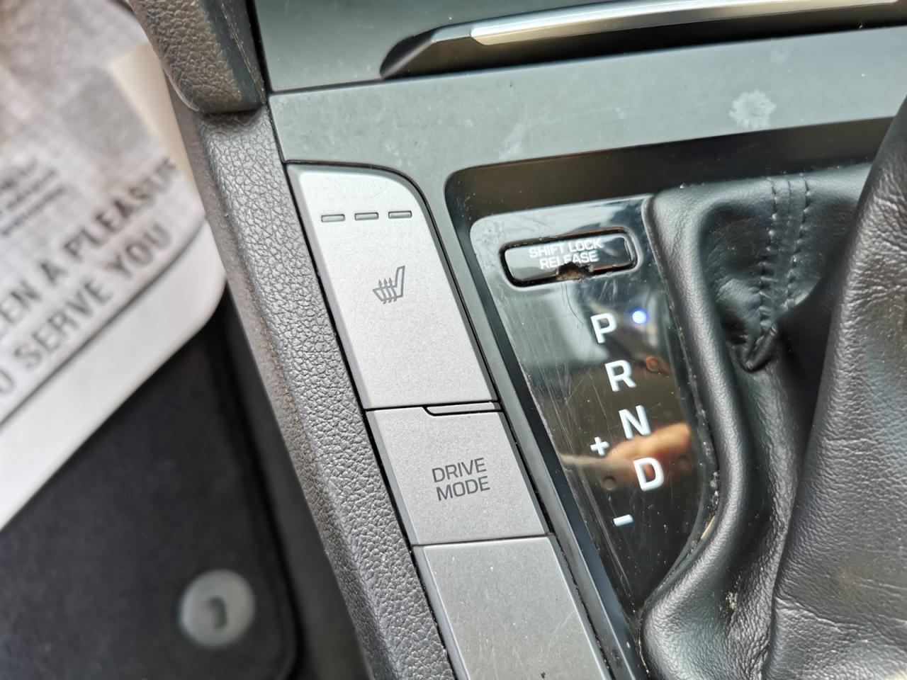 2017 Hyundai Elantra SE - Photo #18
