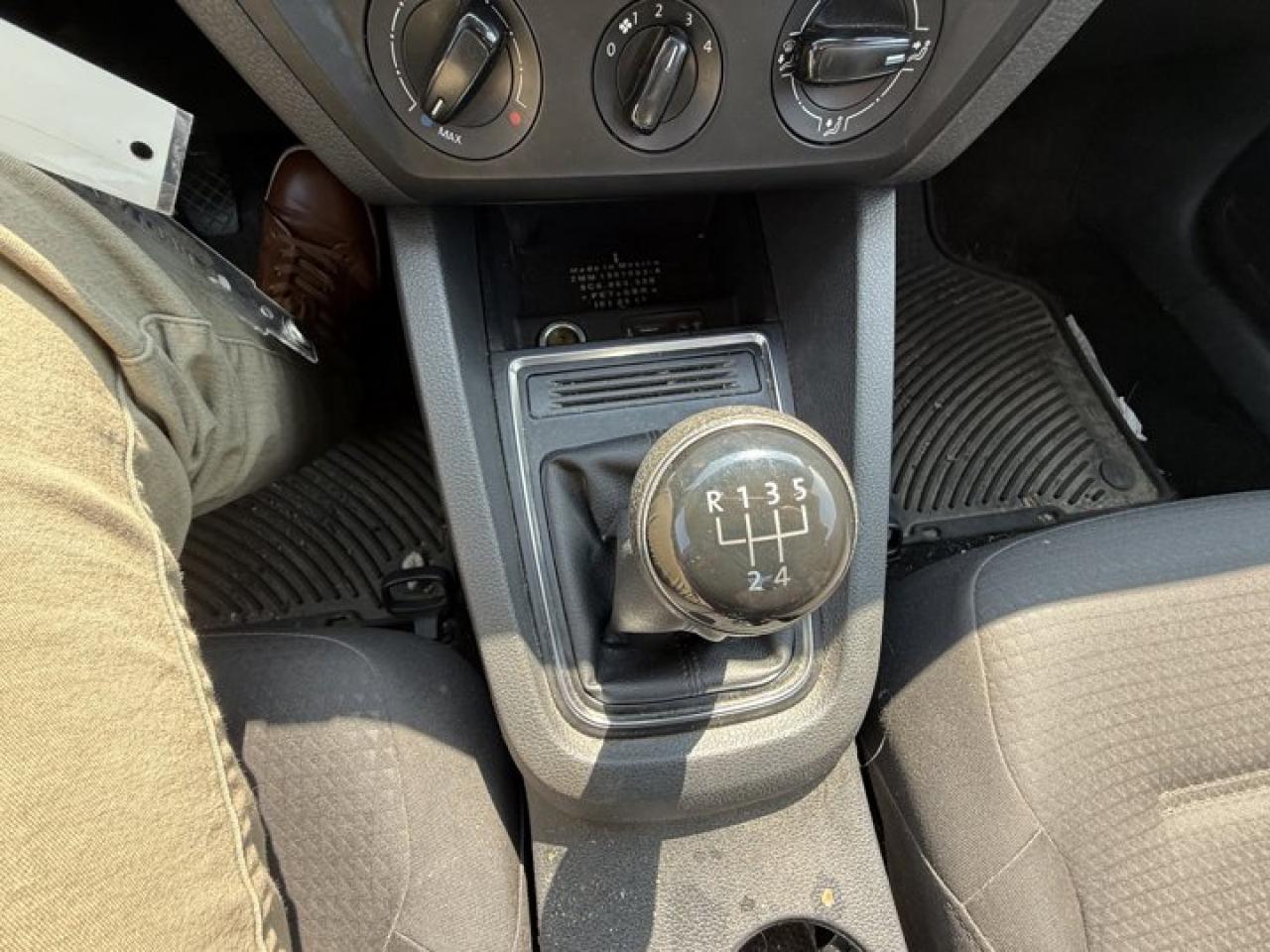 12852533