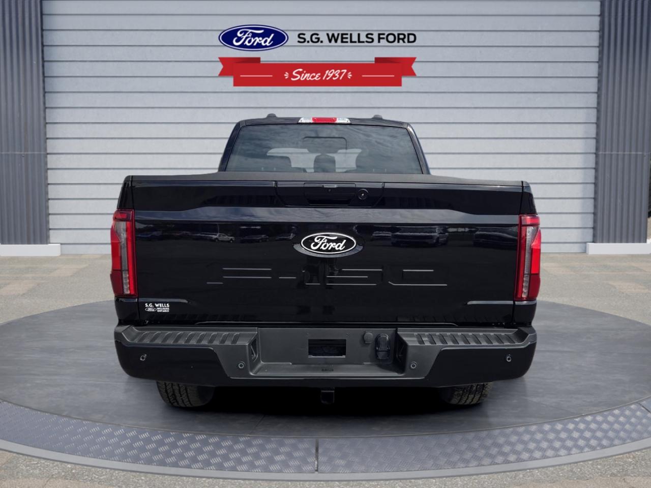 2025 Ford F-150 Lariat 4WD SuperCrew 6.5' Box Photo2