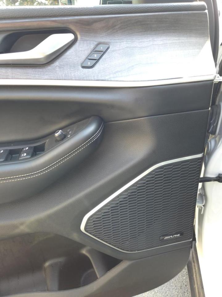 2021 Jeep Grand Cherokee L 4x4 Limited Photo