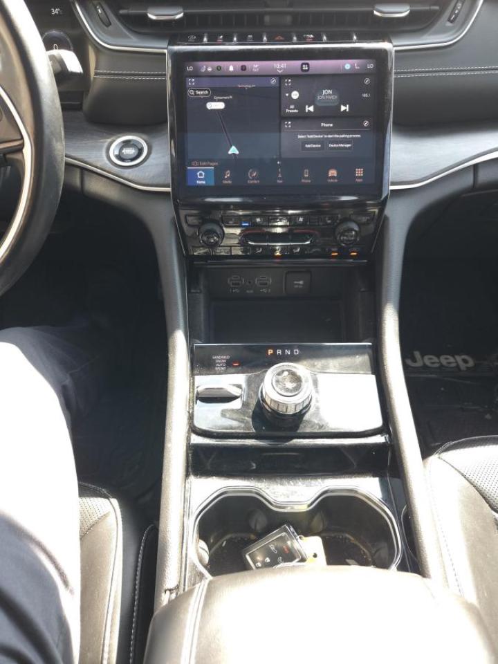 2021 Jeep Grand Cherokee L 4x4 Limited Photo