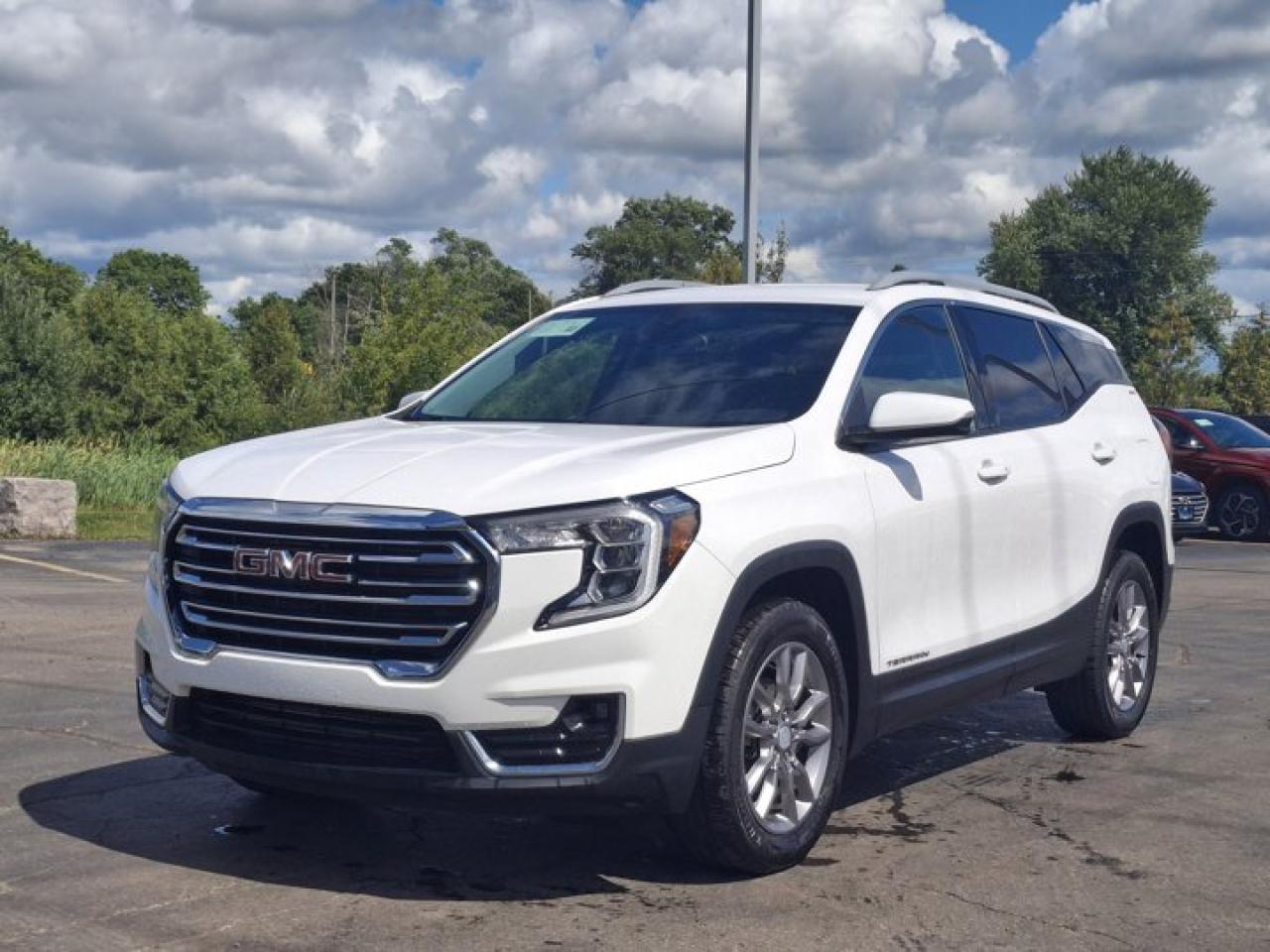Used 2022 GMC Terrain SLT AWD | Leather | Adaptive Cruise | Heated Wheel + Seats | CarPlay + Android | Rear Cam & More ! for sale in Guelph, ON
