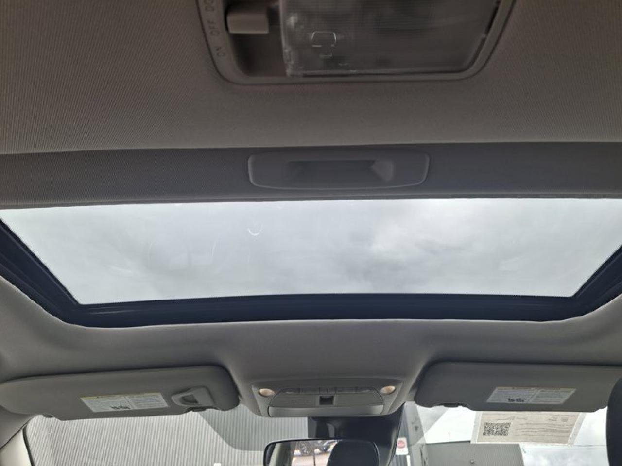 2023 Nissan Qashqai SV AWD | Sunroof | Adaptive Cruise | Apple CarPlay | Heated Seats & Steering | Android Auto & More ! Photo