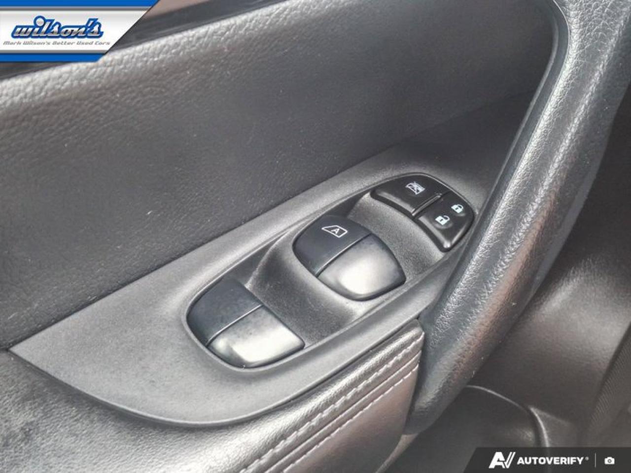 2023 Nissan Qashqai SV AWD | Sunroof | Adaptive Cruise | Apple CarPlay | Heated Seats & Steering | Android Auto & More ! Photo